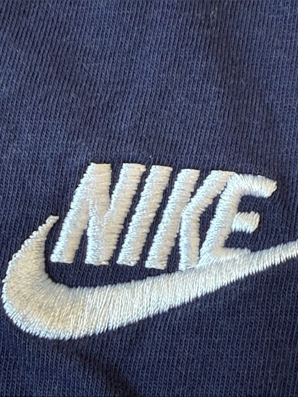 Nike Men's size small Blue Navy Short Sleeve Crewneck T-Shirt with White Logo - Picture 3 of 5